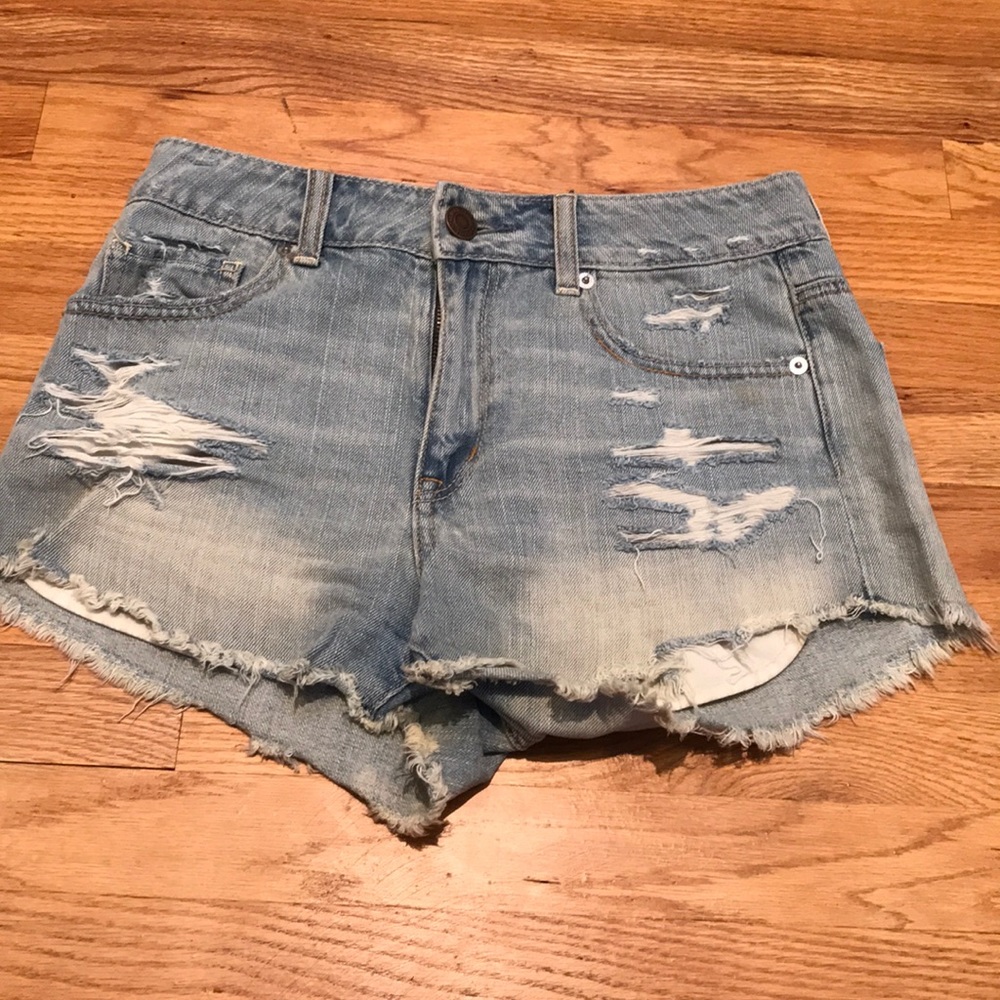 AEO light wash denim short